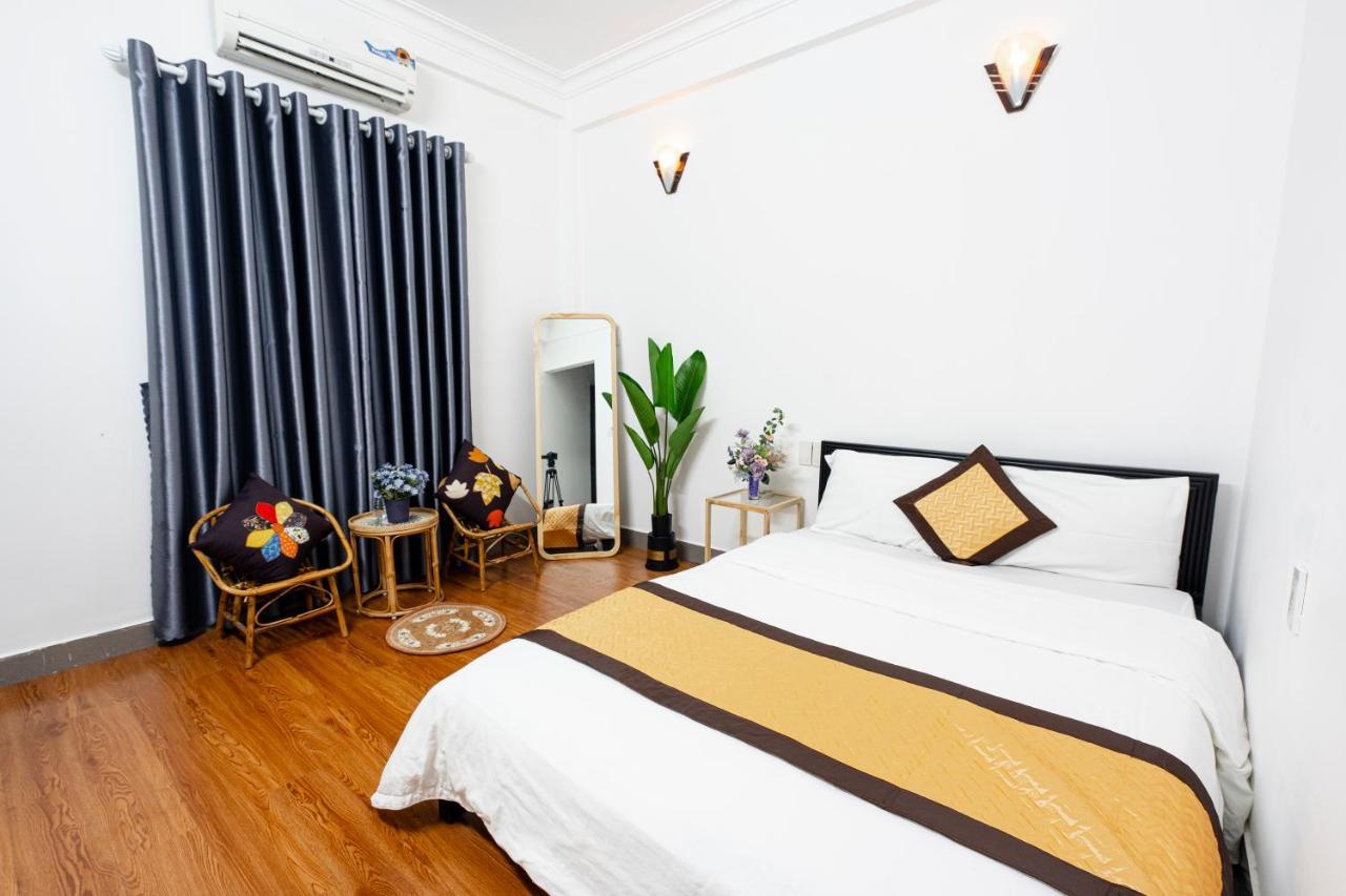 Casablanca Hotel Hue Bagian luar foto