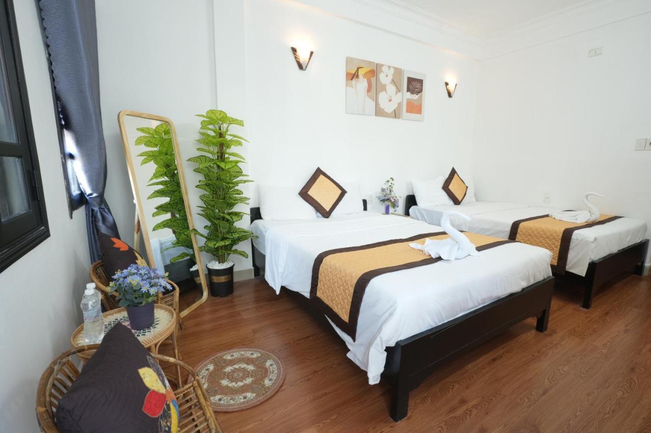 Casablanca Hotel Hue Bagian luar foto