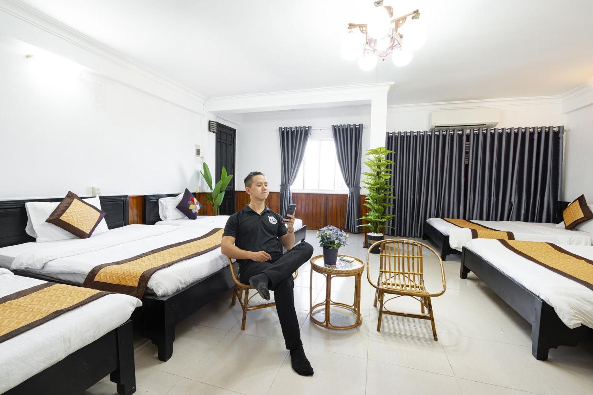 Casablanca Hotel Hue Bagian luar foto