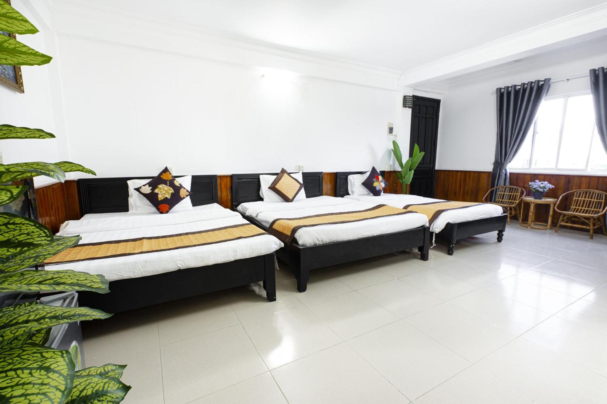 Casablanca Hotel Hue Bagian luar foto