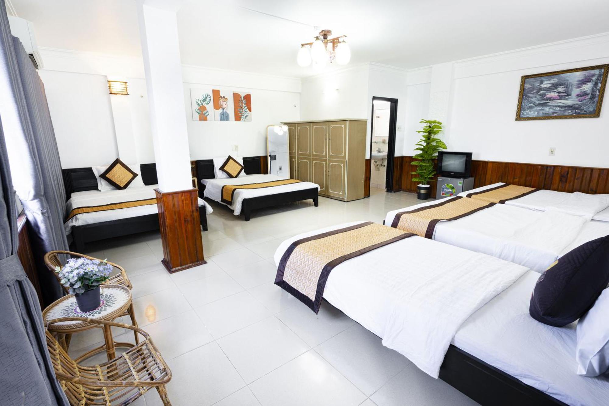 Casablanca Hotel Hue Bagian luar foto